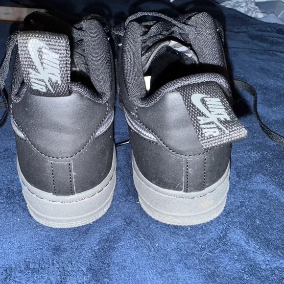 Nike Air Force 1 Carbon Fiber WeaveSize 7Y - Picture 4 of 8